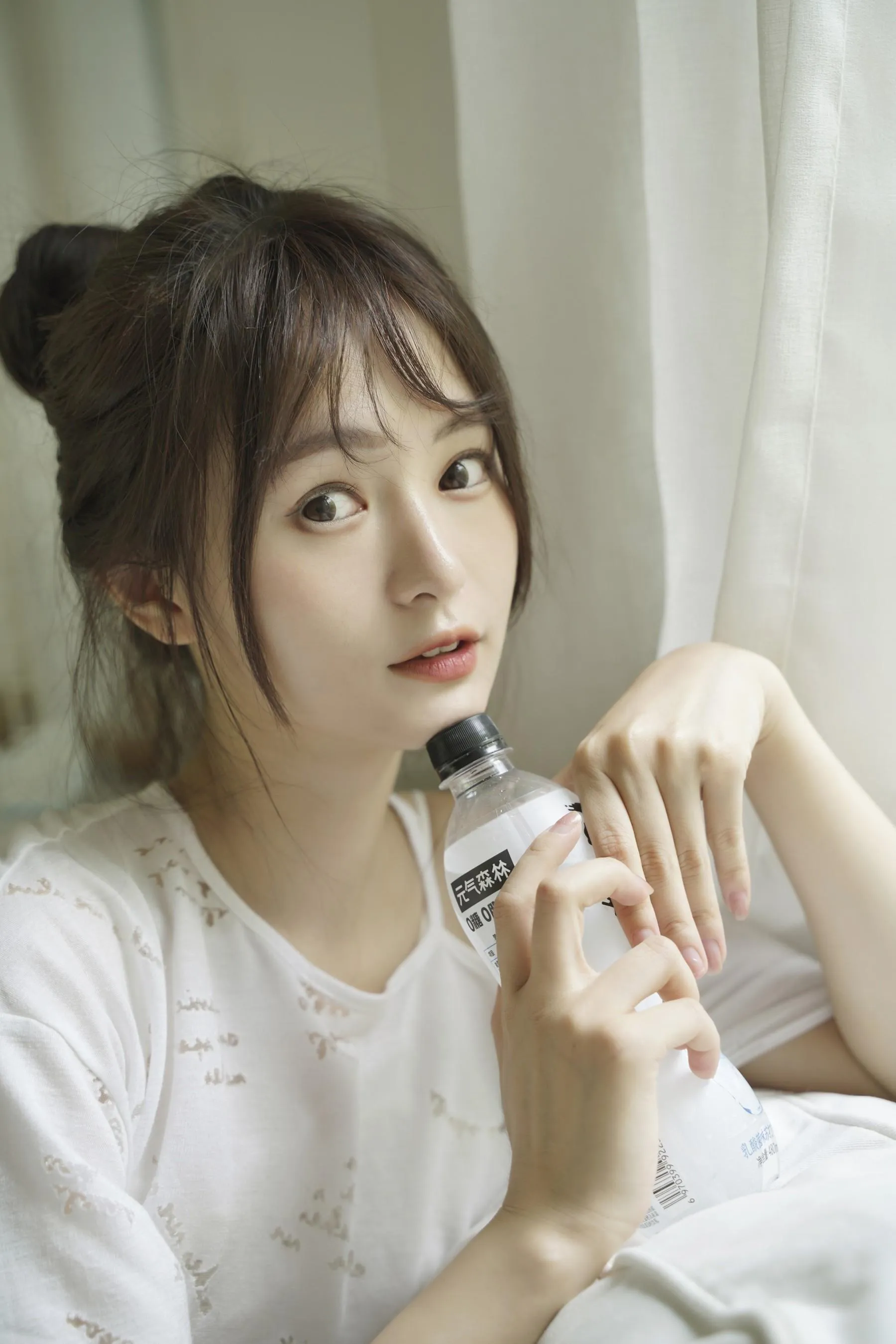 [YITUYU艺图语]2021.12.22 元气少女 乐丝 [23P]插图1